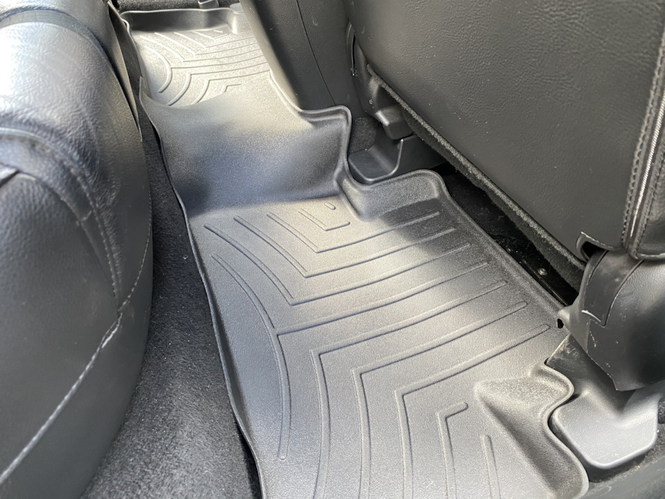 Килимки WeatherTech 5