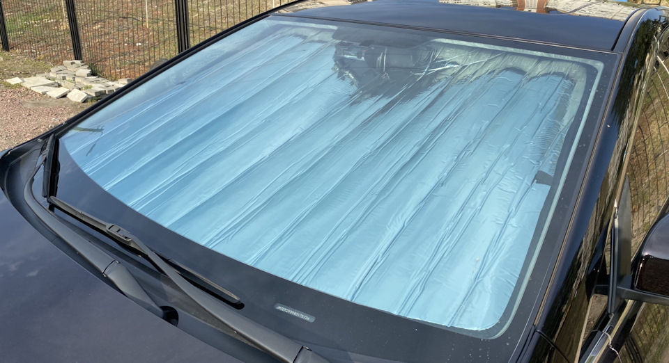 WeatherTech 2 (сонцезахисна шторка) 3