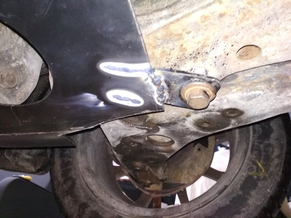Захист двигуна Mazda mx3 2
