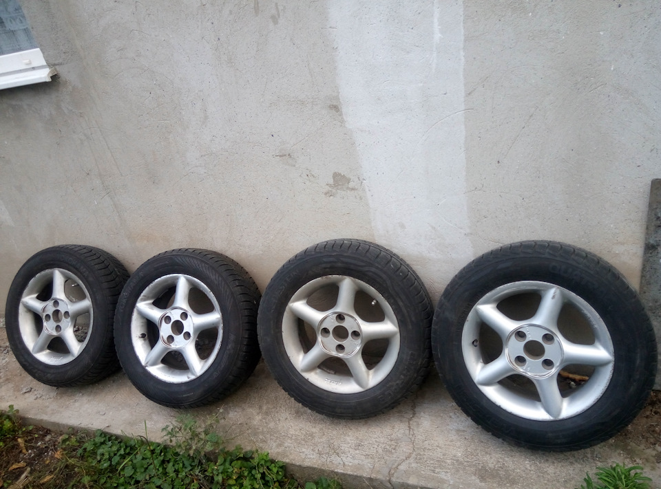 Продам диски Artec R14 4x100 у зборі Yokohama/Vredestein 185/65 1