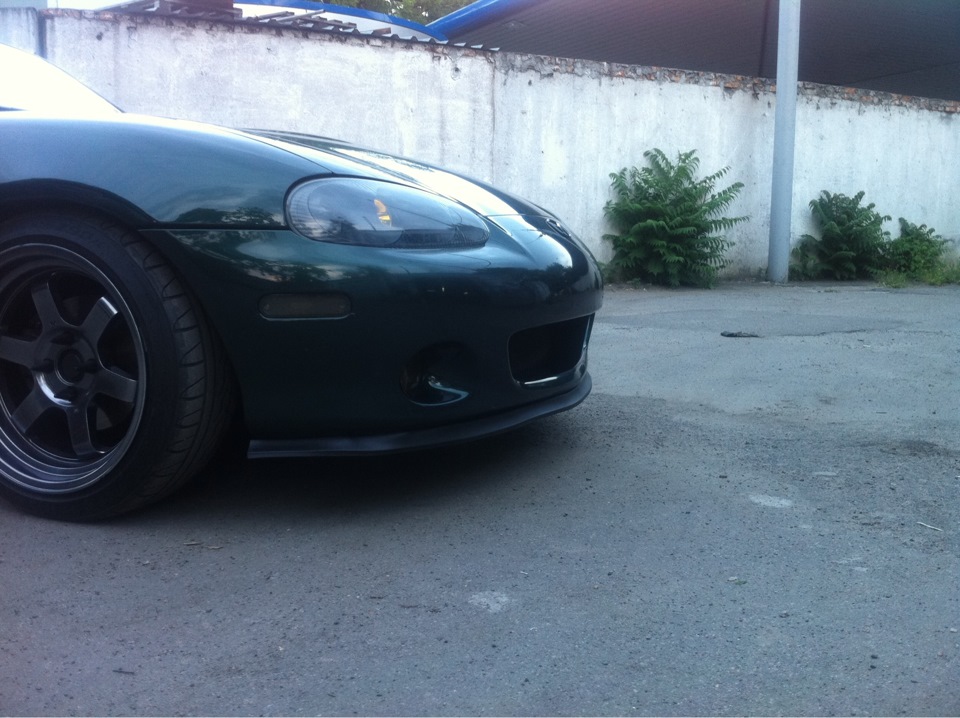 EZ lip 3