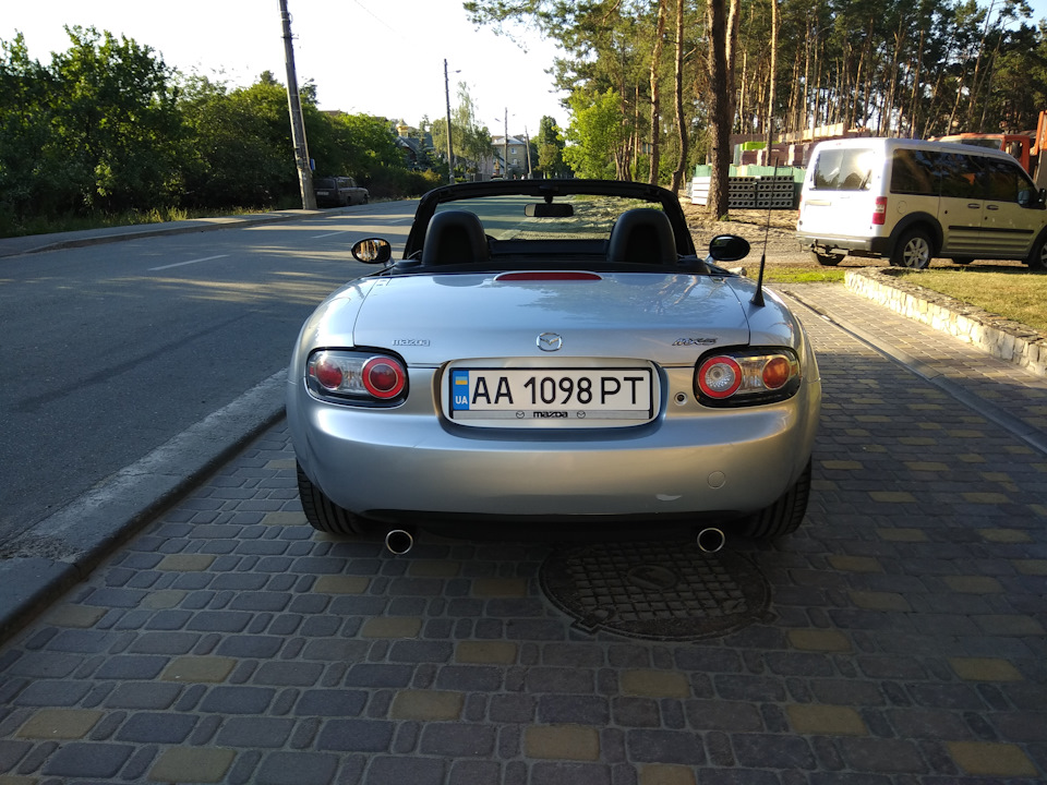 Cleaned, polished and waxed 3