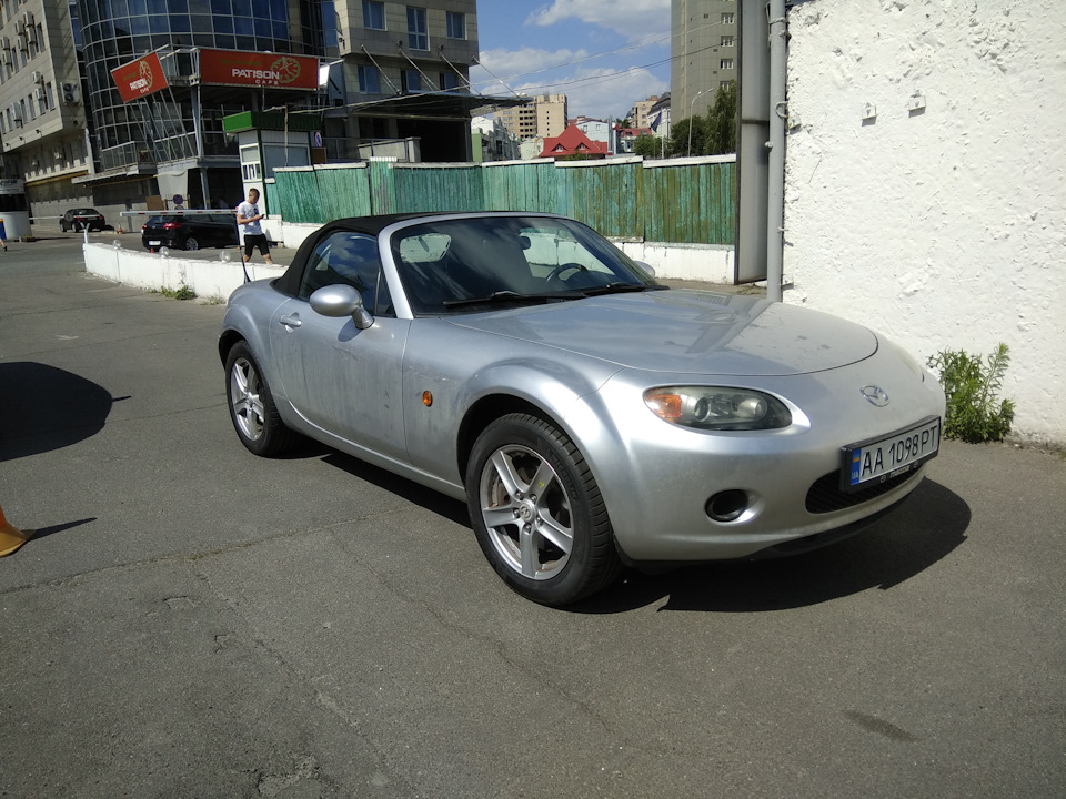 Cleaned, polished and waxed 1