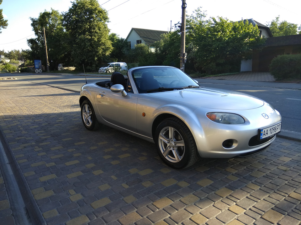 Cleaned, polished and waxed 2