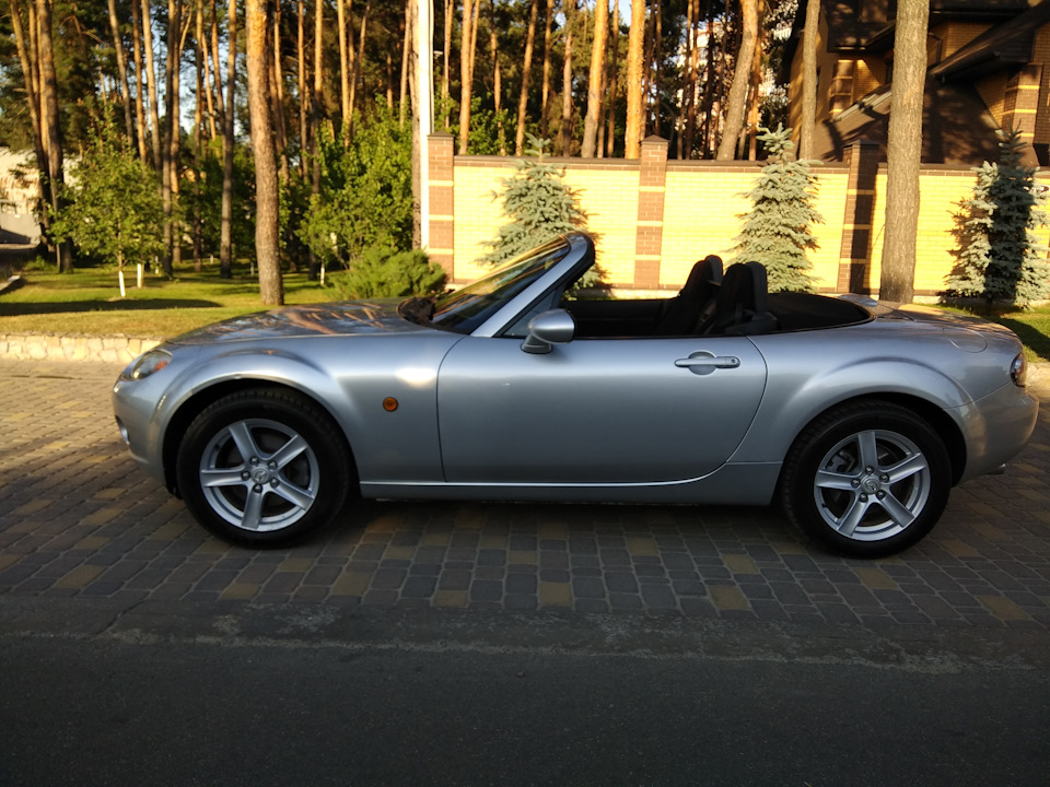 Cleaned, polished and waxed 5