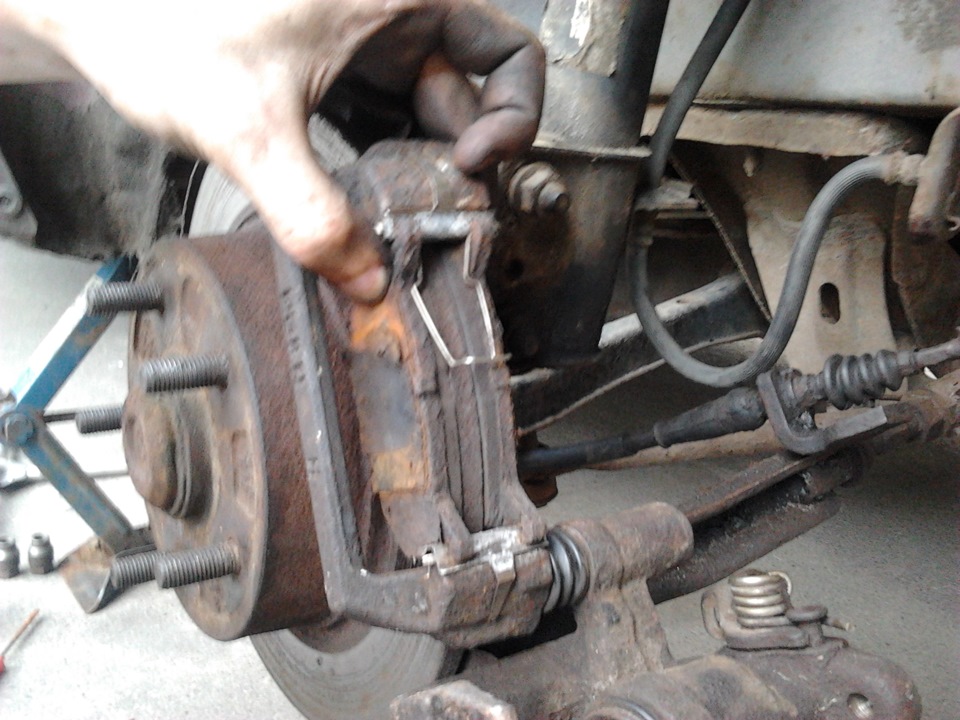 Ставимо супорт від Mazda Xedox 9 на Mazda MX-6 5
