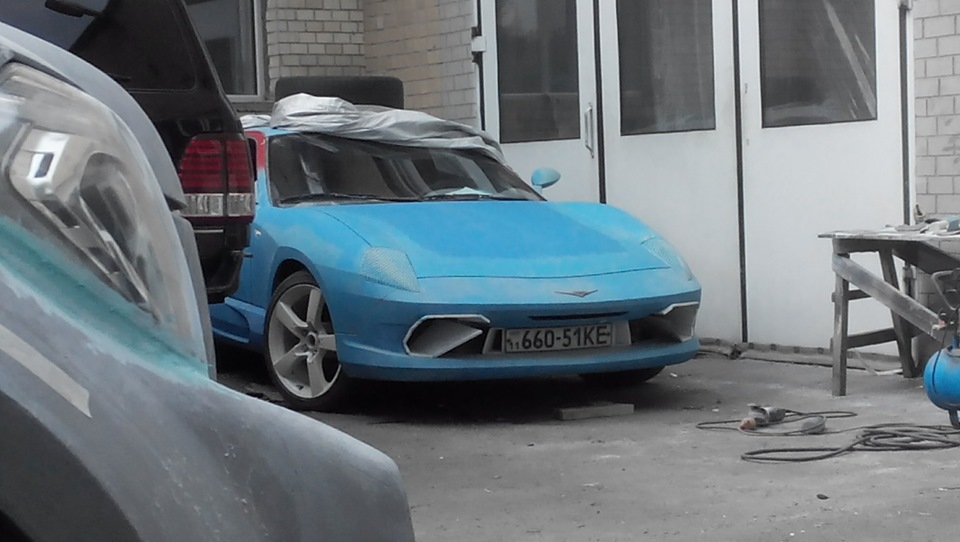 Доробив дріб'язок, вихлоп, розділ повністю кузов і віддав все на фарбування! 2