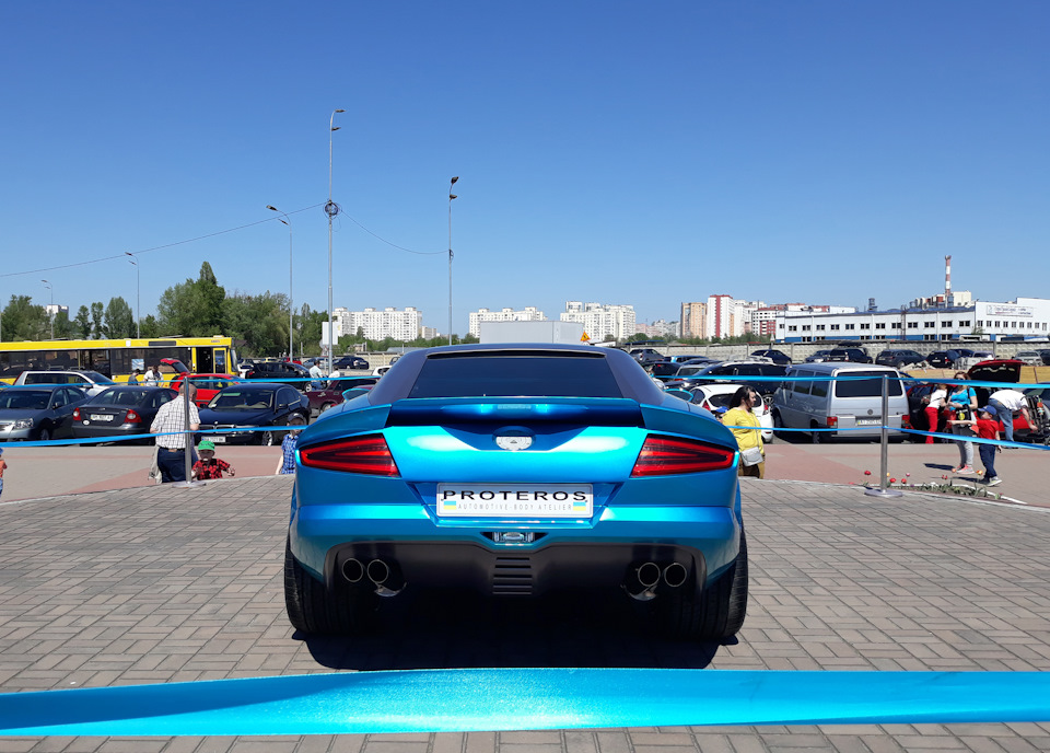 Proteros Blade Nagual на виставці Old Car Land 2018 Київ 3