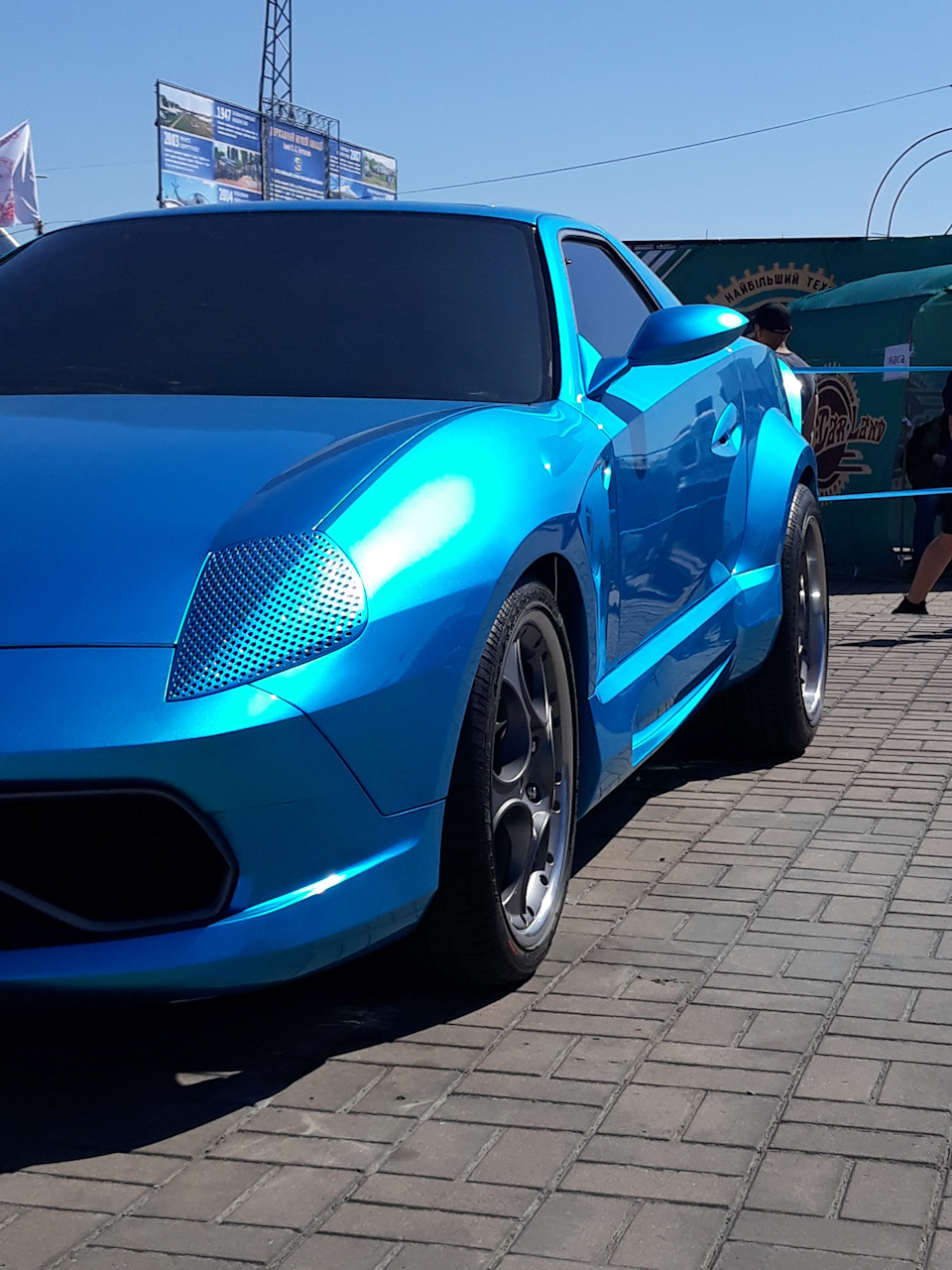 Proteros Blade Nagual на виставці Old Car Land 2018 Київ 2