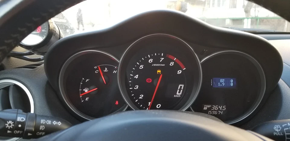 Дисплей invent у панелі приладів Rx8