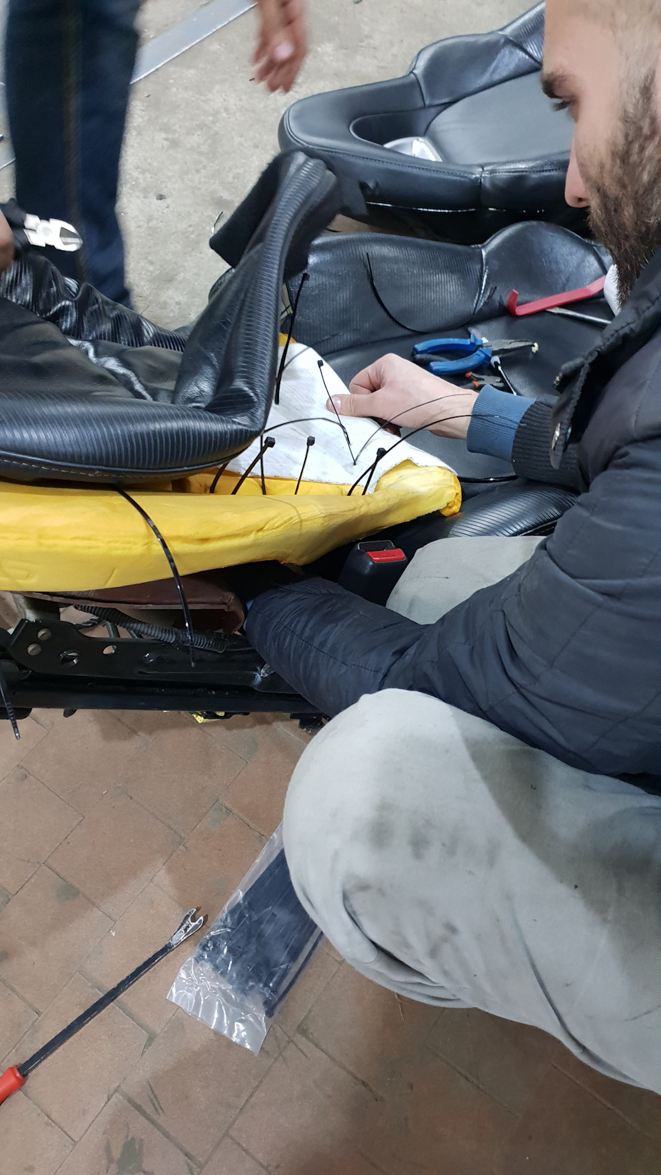 Підігріви сидінь 4