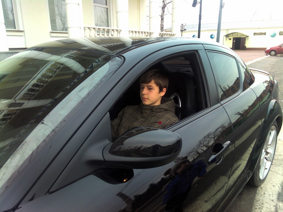 брат попросил аву) 4