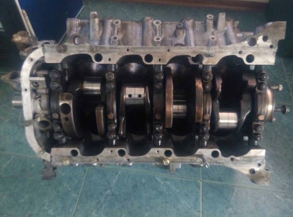Мотор 1uz 1
