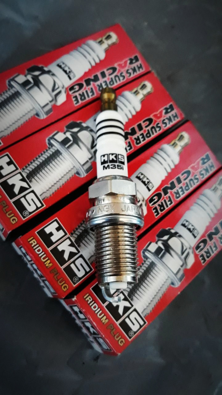 Свічки запалювання HKS M35i Super Fire Racing 1