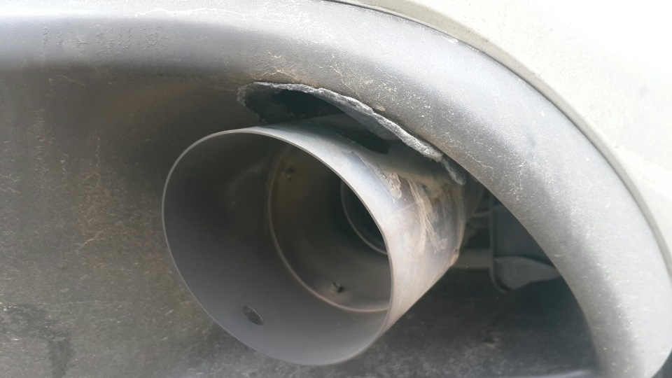 Hot exhaust 2