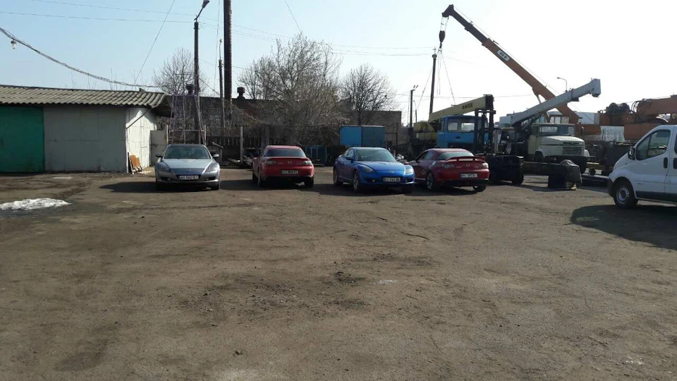 У всіх свято, а у нас робота)))