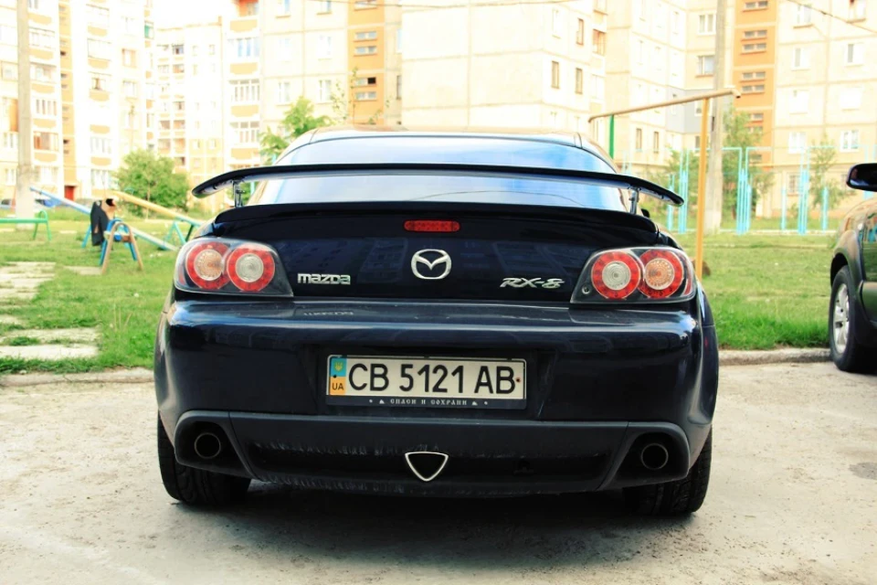 Продам оригінальний спойлер Mazdaspeed