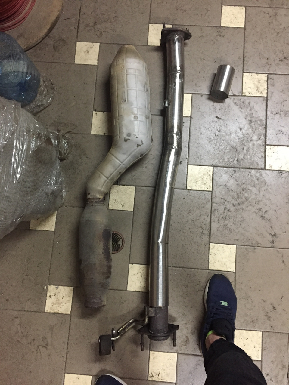 Насос AEM 320 л.ч., видалення каталізатора та резонатора, витрата RX-8 4