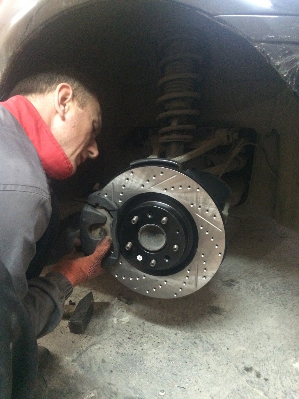 Передні гальмівні диски StopTech Rotary + гальмівні колодки MasterHPT Advanced Line 2