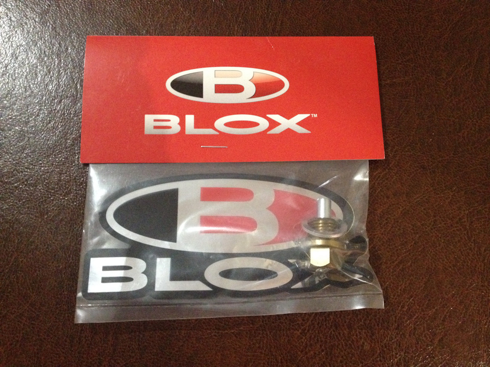 Кріплення номера + пробка магнітна піддон Blox 2