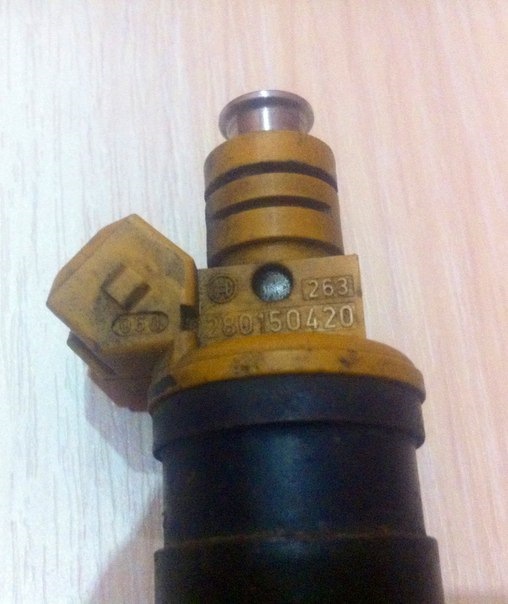 Продам форсунки з C20LET 2