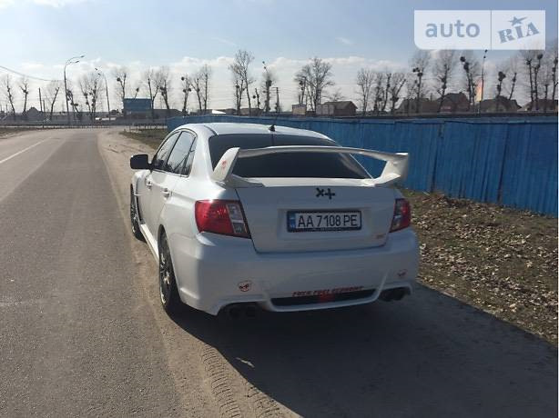 Знайомий продає Subaru Impreza WRX STI 2013 3