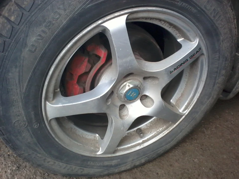 Продам диски 15 5x114.3 Racing Gear
