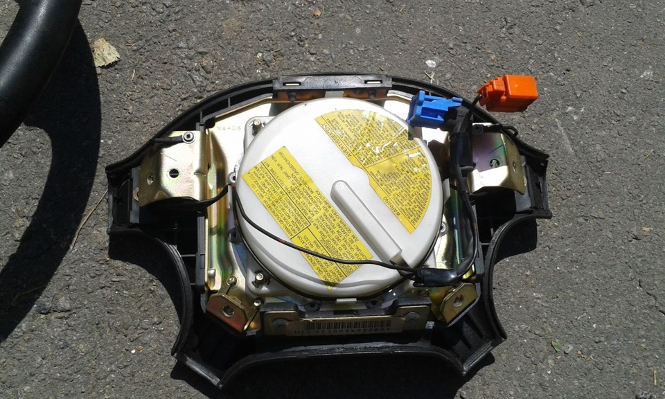 Продам подушку безпеки AIRBAG Mazda Xedos 6 1