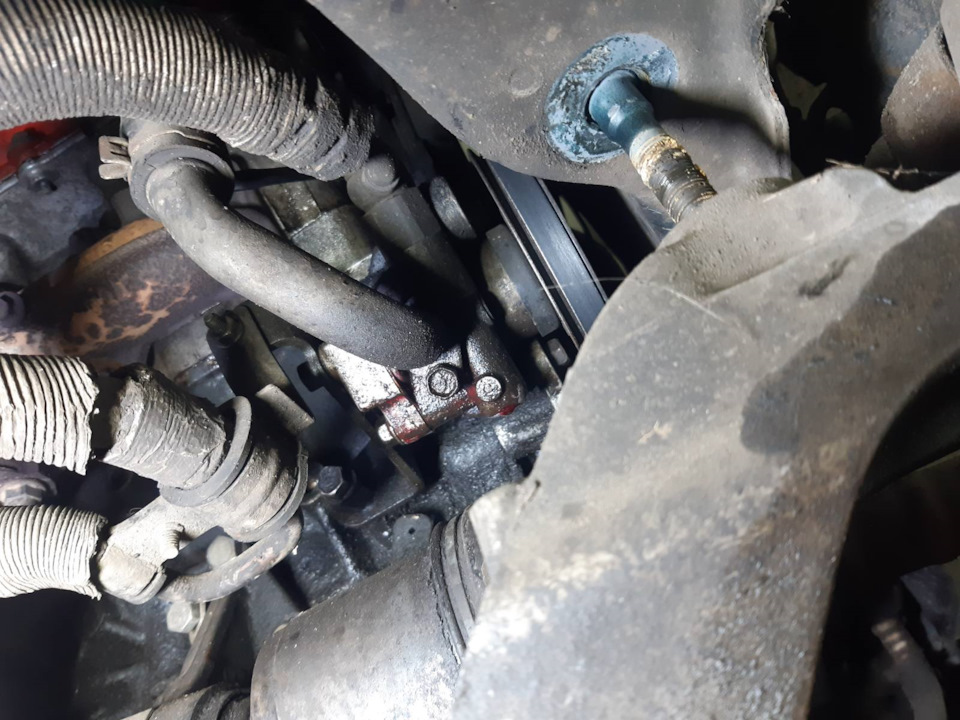 Заміна рульової рейки Mazda Xedos 9 5