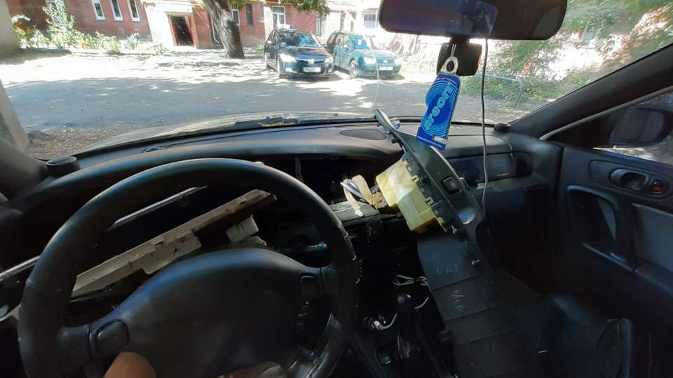 Заміна ВР проводів. І лампочок у приладку. 5