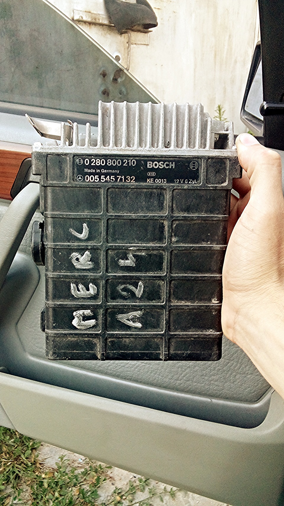 Про витрату бензину на моєму М103 2.6 1