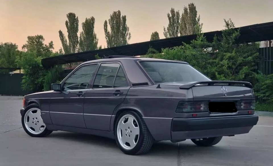 Підбір дисків для мерседеса W201 у стилі AMG 4