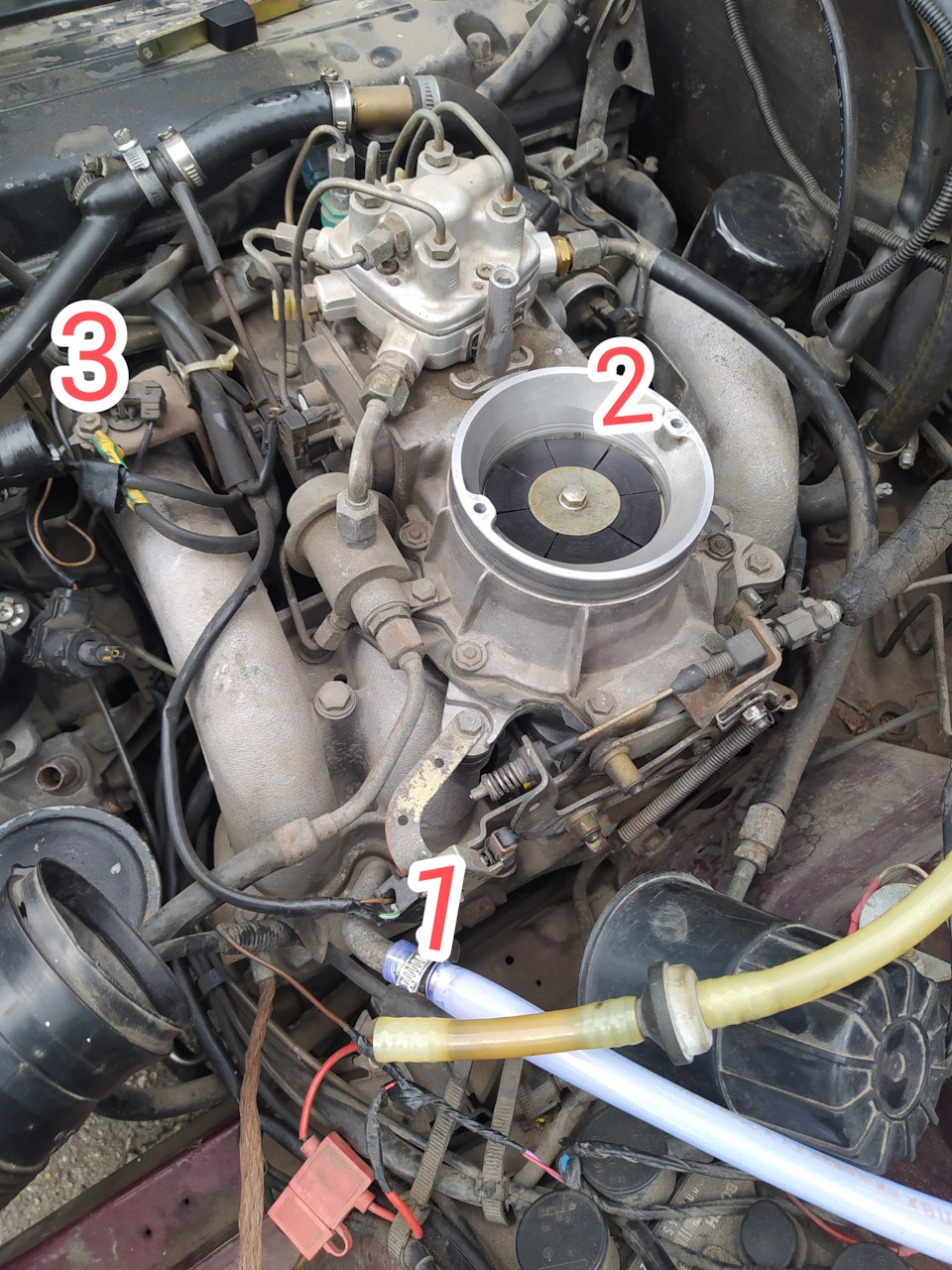Вникаю в підсмоктувачі повітря w201 190e 2.3бензин 1