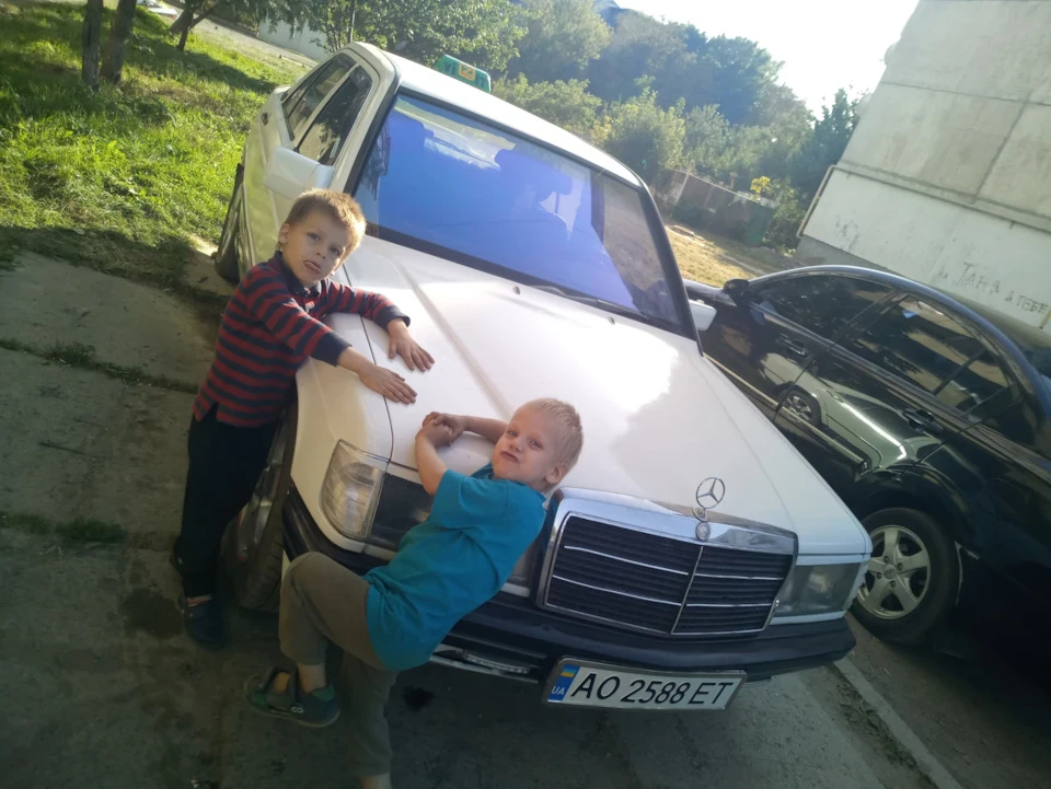 Хлопці прийняли