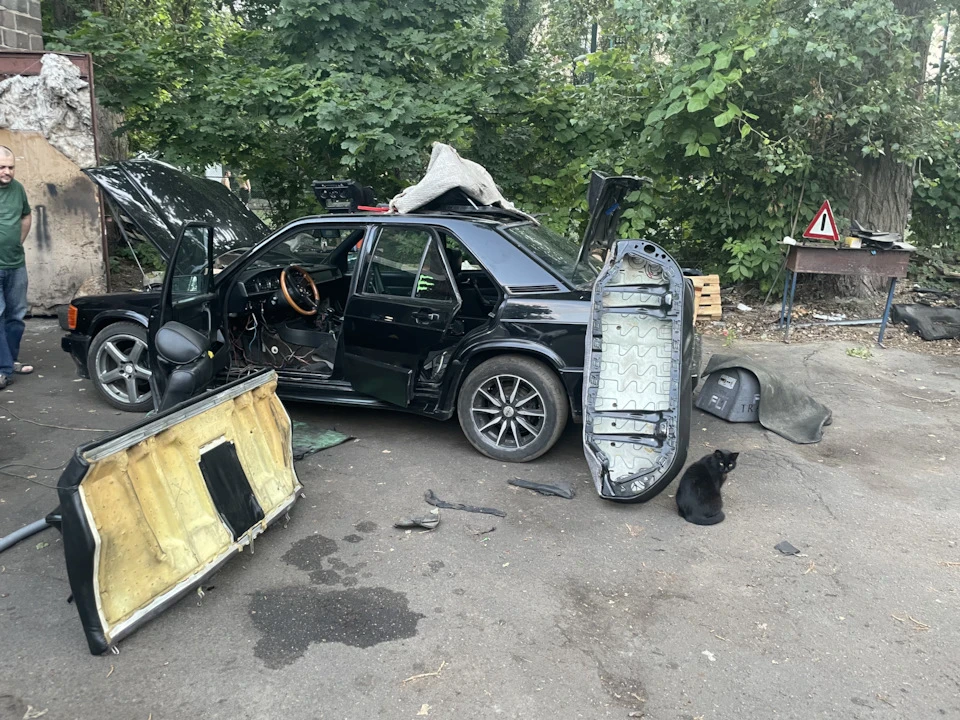 І знову триває бій...
