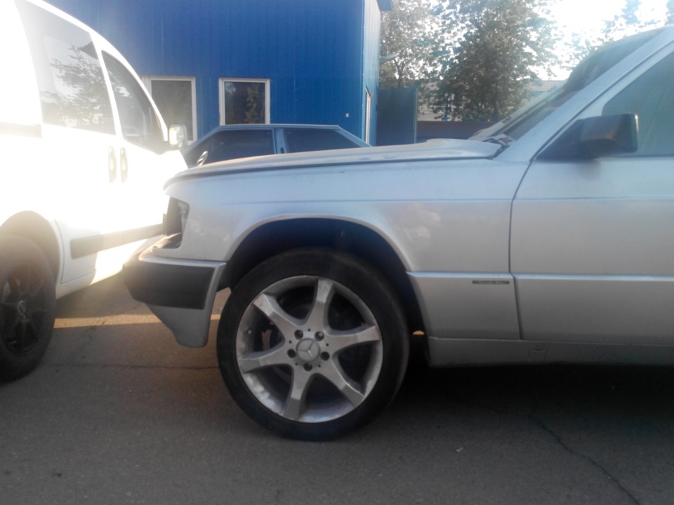 2.3 kompressor під капотом 1