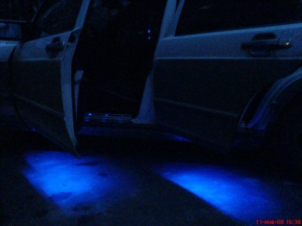 Фото моєї першої машини Mercedes-Benz 190E 5