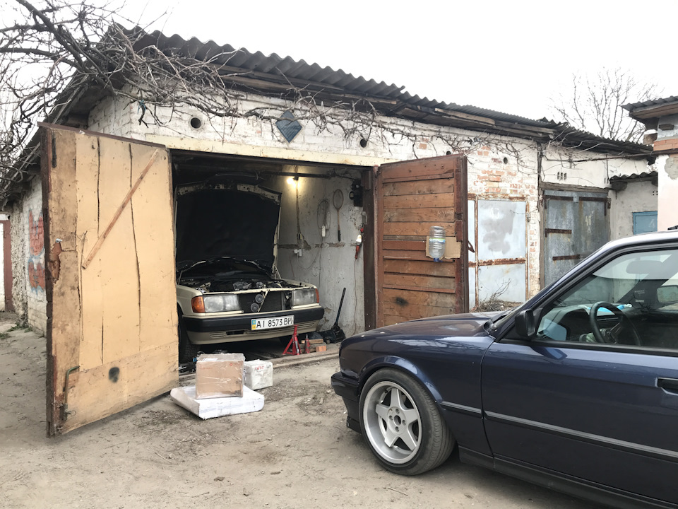 Немає зарядки на АКБ, закупівля деяких плюшок. 3