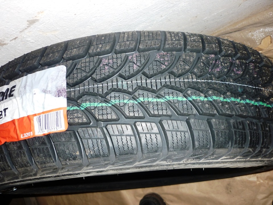 Bridgestone Blizzak LM-32 3