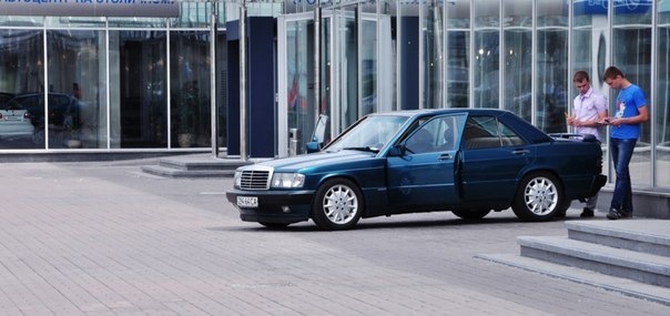 7-й Міжнародний Фестиваль Mercedes-Benz. Київ, 1-2 червня 2013 р. (Фото моєї машини)) 5