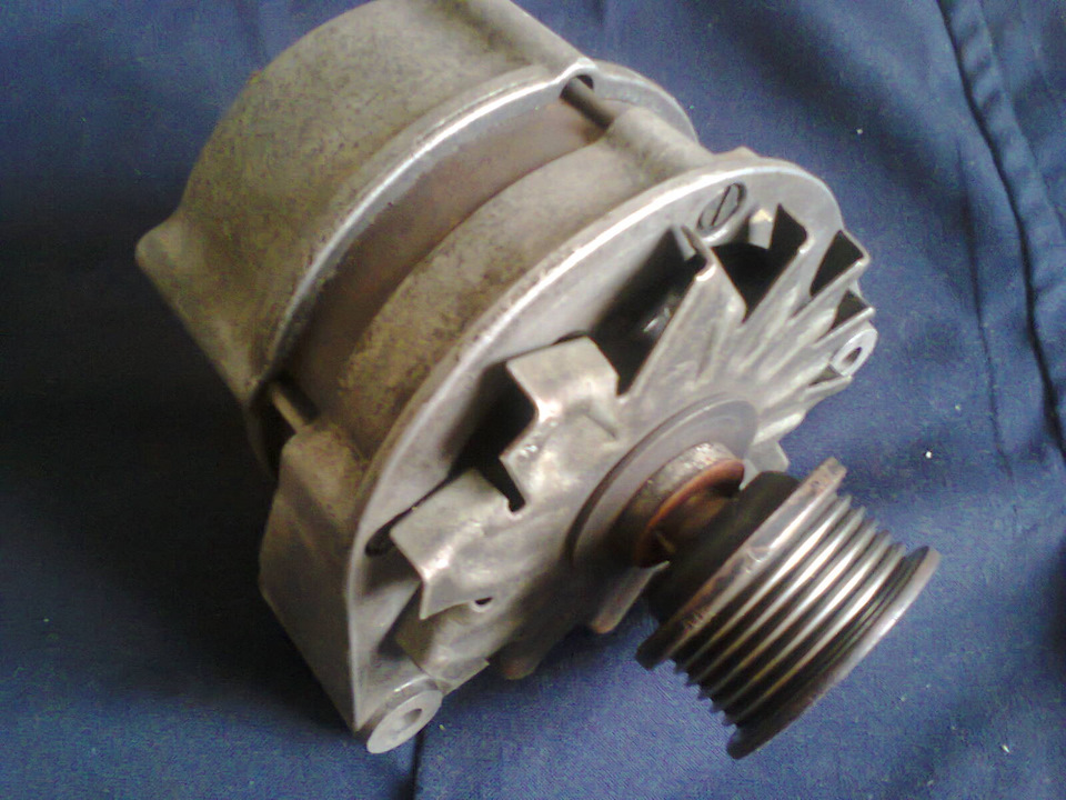 Генератор BOSCH 0120 489 300 разборка 2