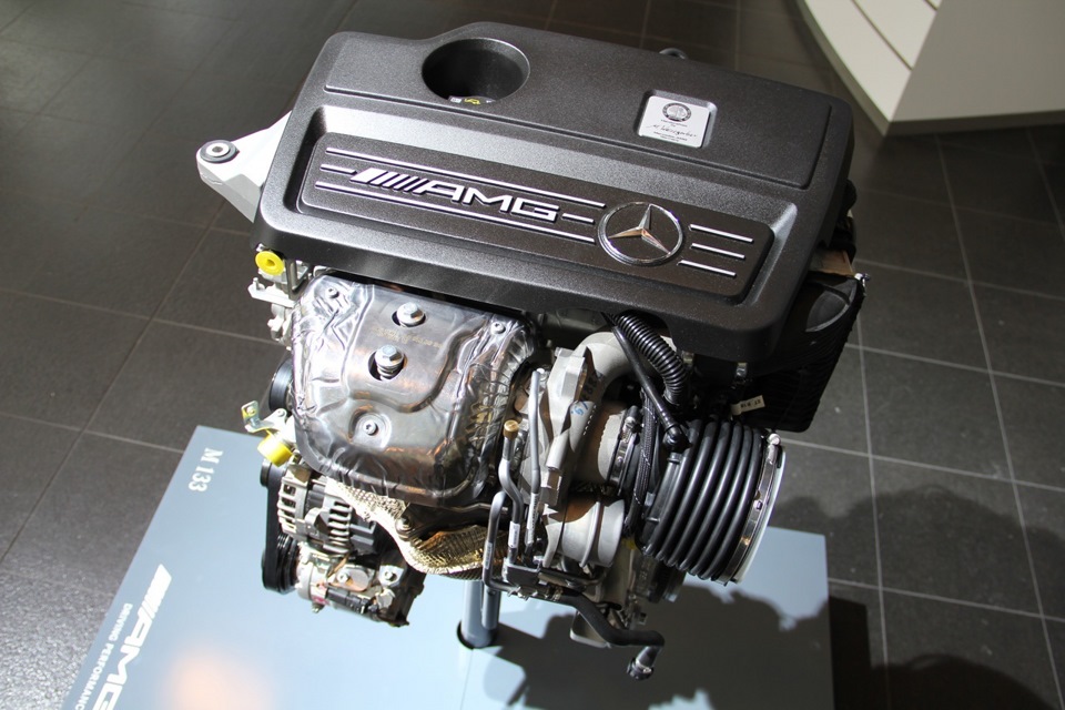 Потужність A45 AMG 4