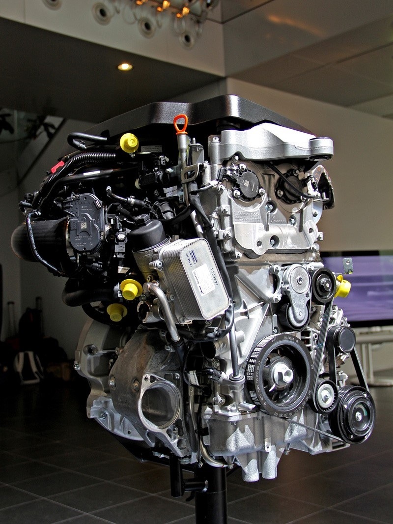 Потужність A45 AMG 1