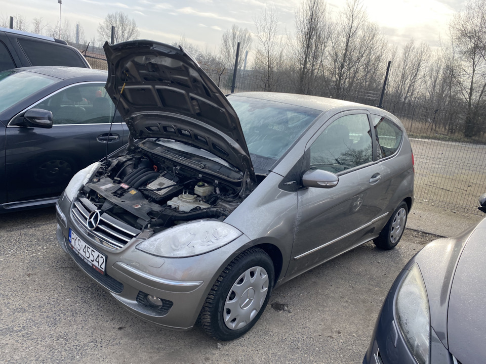# 1. Як ми купиви Mercedes 1