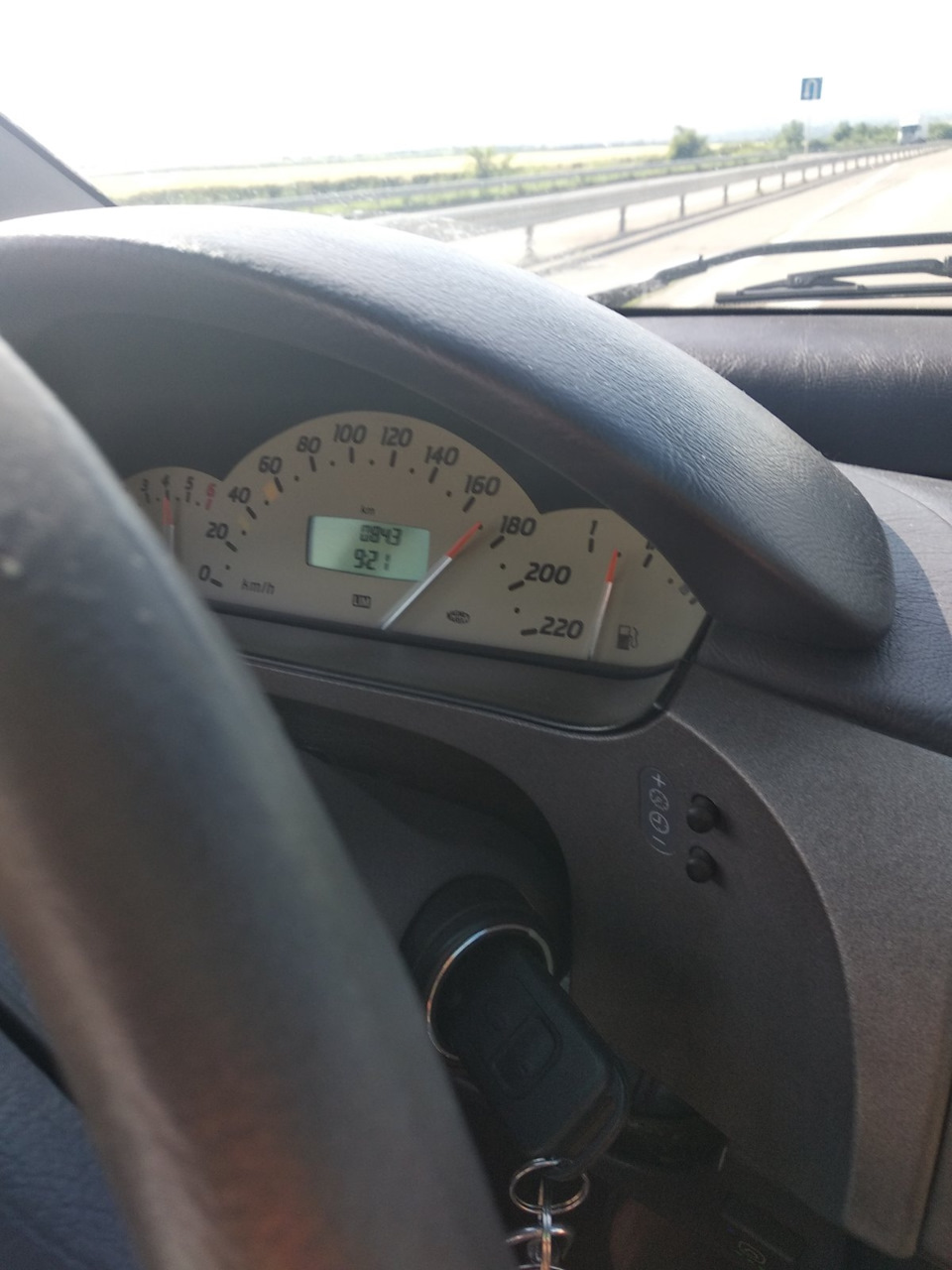 1.6бенз 180 km max 1