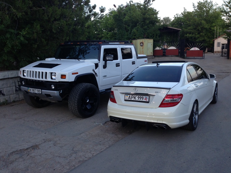 Hummer vs C63 amg ))))) 1