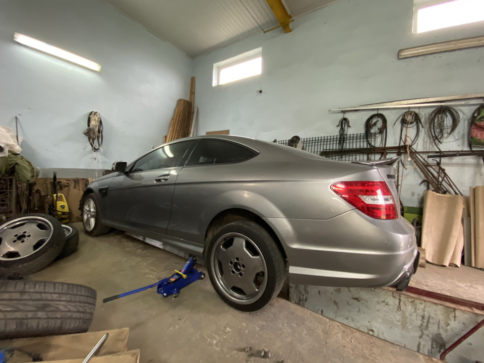 Довгий шлях до дисків Mercedes AMG Monoblock aero 2 R18 на кузові w204 c204😅 3