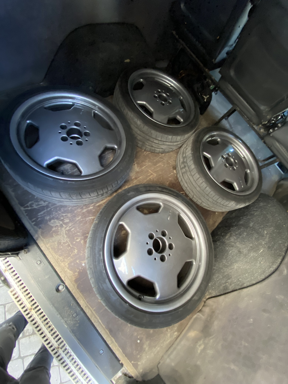 Довгий шлях до дисків Mercedes AMG Monoblock aero 2 R18 на кузові w204 c204😅 2