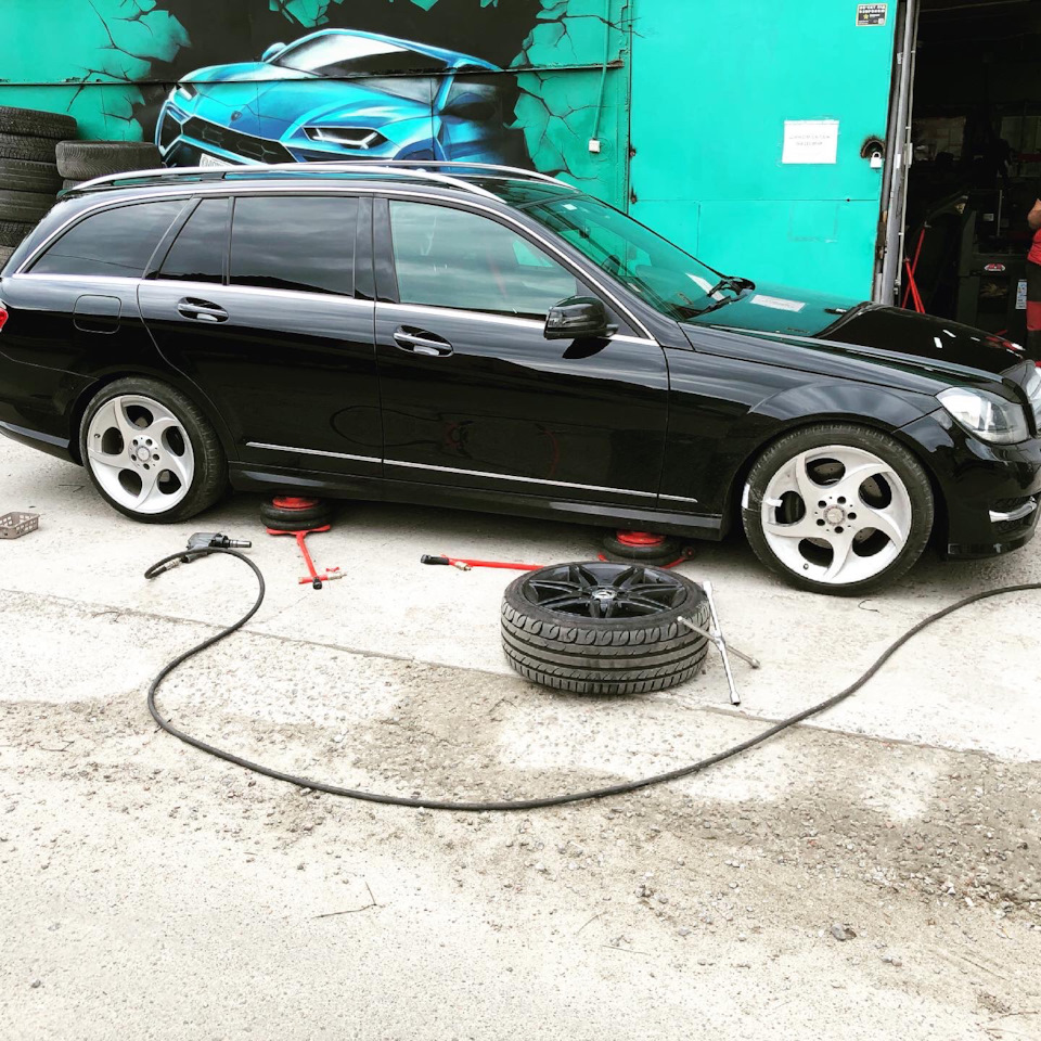 Сандалі 3