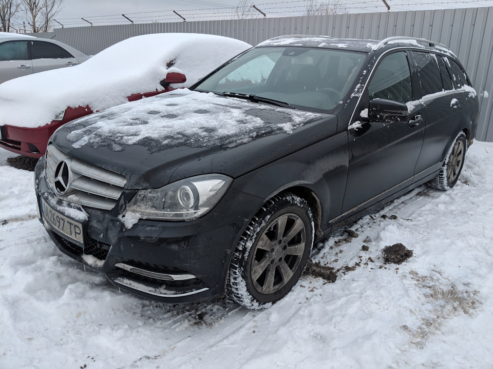 Місце зберігання автомобіля 5